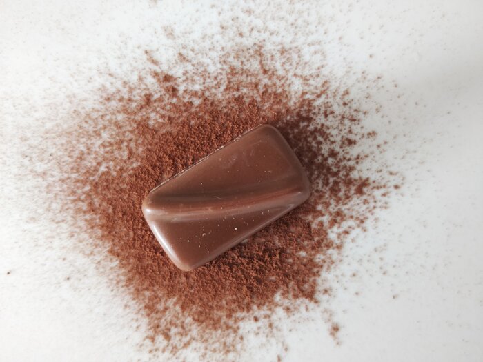 Praline au chocolat au lait, ganache au café